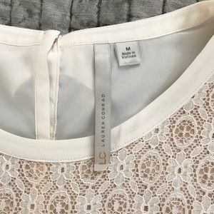 🍀 LAUREN CONRAD Bow Back Lace Top